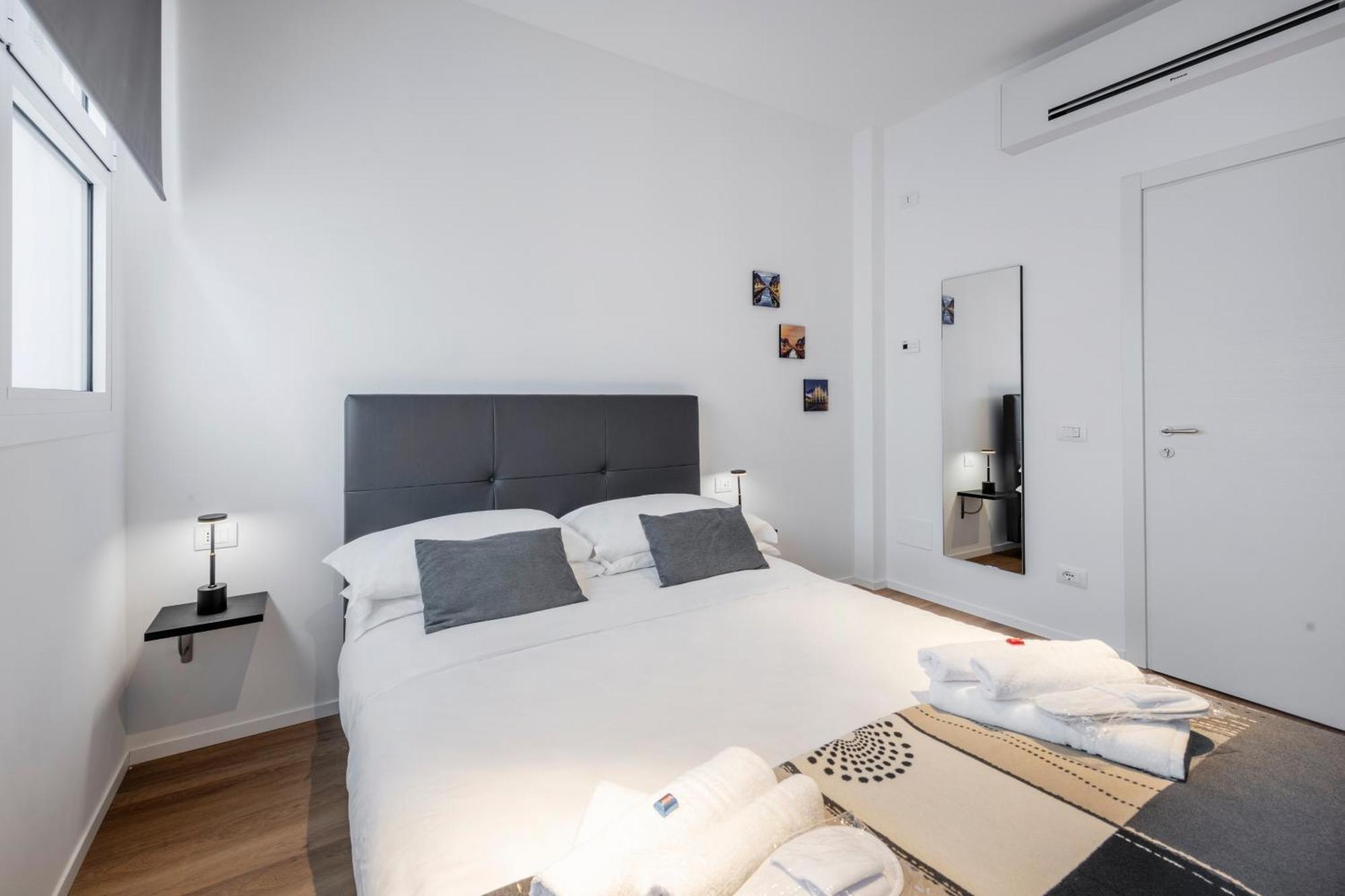 Bnbutler - Inbrera Suites - Giulianova, 1 Milán Exterior foto